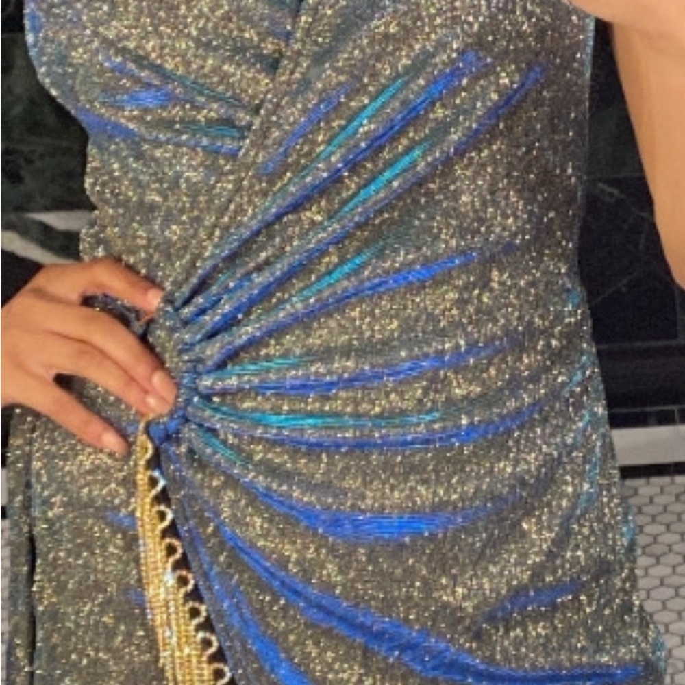 Elegant  Glitter Dress - Picture 6 of 11